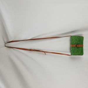 Patricia Nash NWT Tooled Rose Crossbody bag